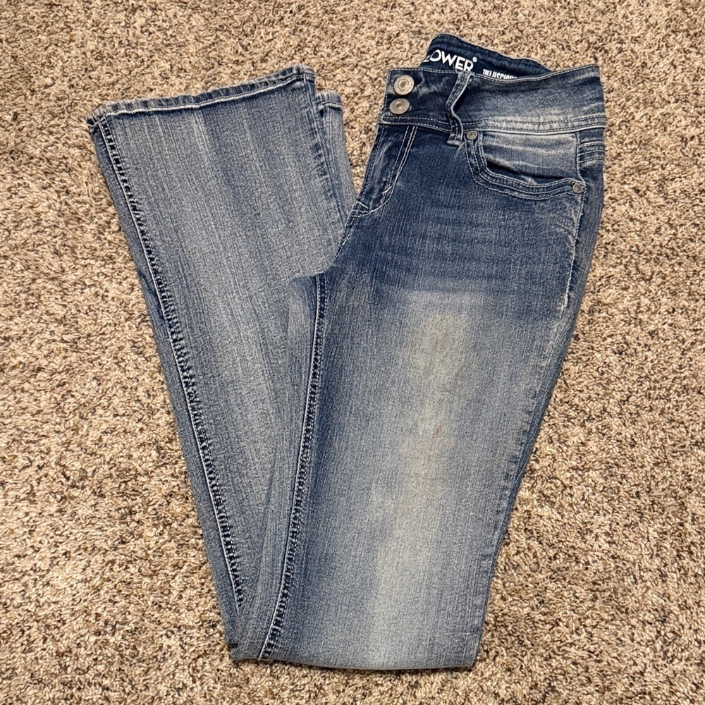 Wallflower Luscious Curvy Fit Bootcut Straight Jeans Size 3 Long Medium Wash